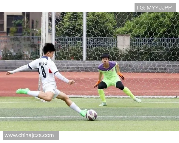 重庆足球队的蜕变之路精英赛特别报道展现新篇章